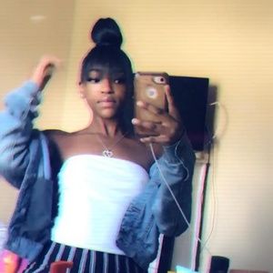 Meet your Posher, Mandy